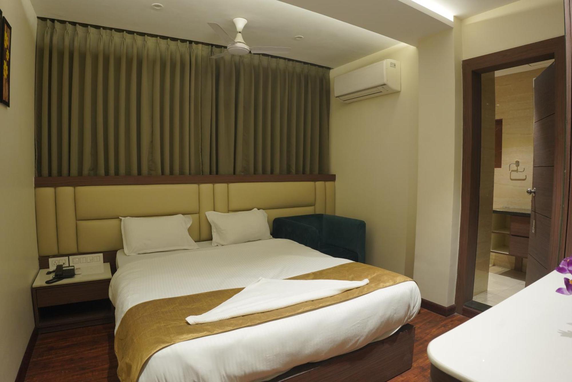 Hotel The Pride Jamshedpur Zewnętrze zdjęcie