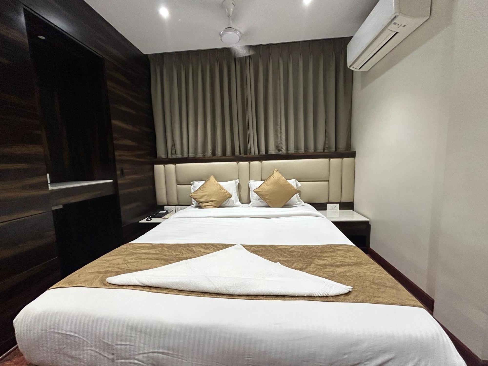 Hotel The Pride Jamshedpur Zewnętrze zdjęcie